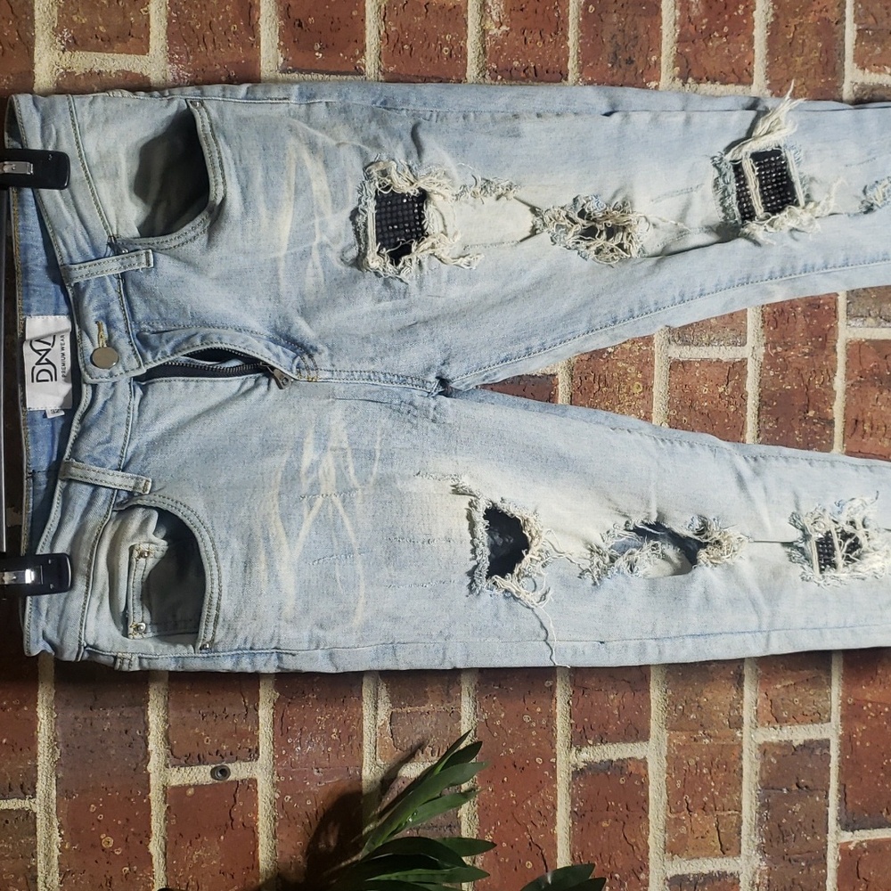 DNA PREMIUM WEAR